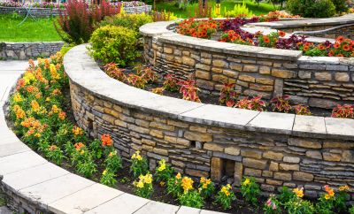 Landscape Wall Construction in Santa Rosa, CA